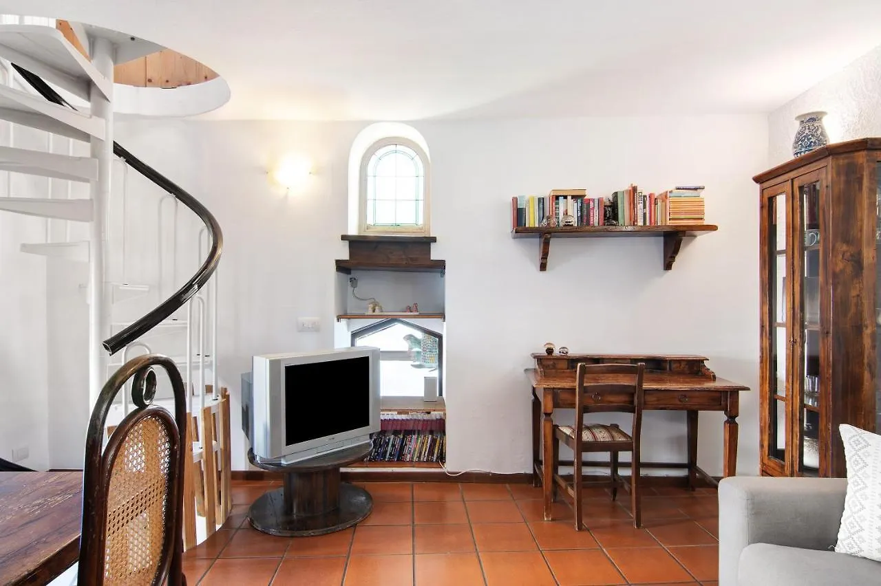 Holiday home Stone House Of The Year 1500 Villa Moltrasio Italy