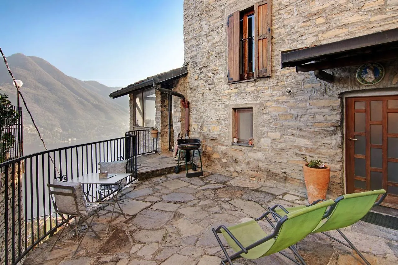 Stone House Of The Year 1500 Villa Moltrasio